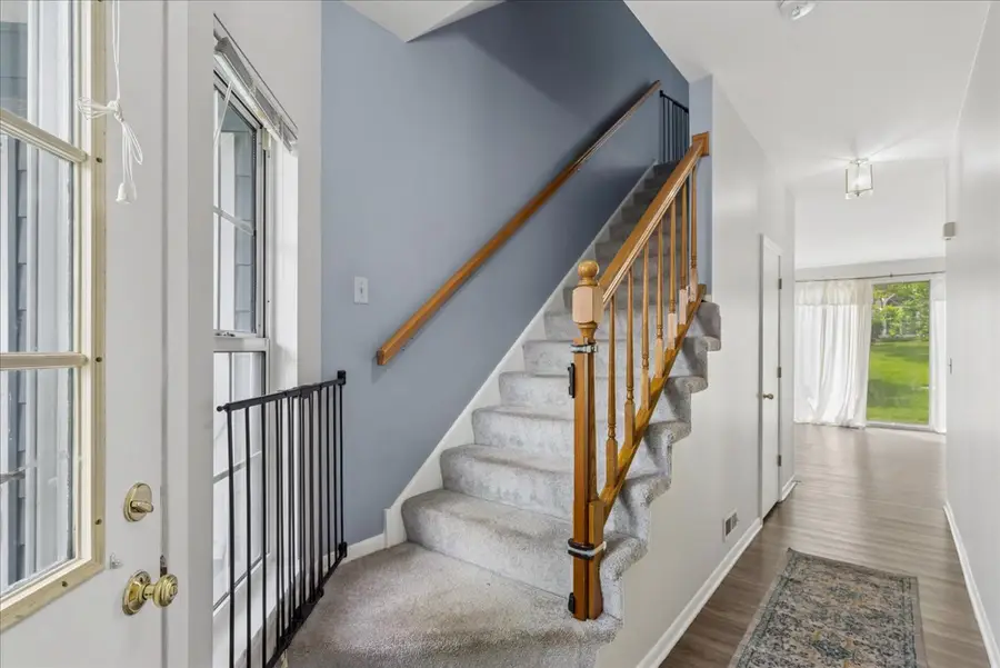 560 Woodhaven Drive, Mundelein, IL 60060 - #3