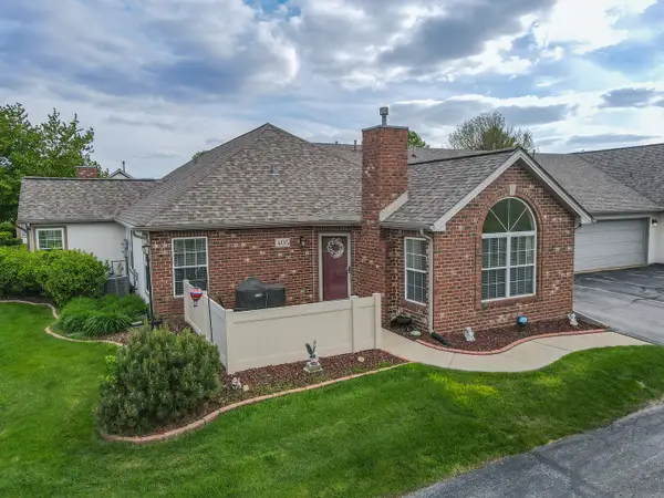 405 Stonegate Way #405, Manteno, IL 60950
