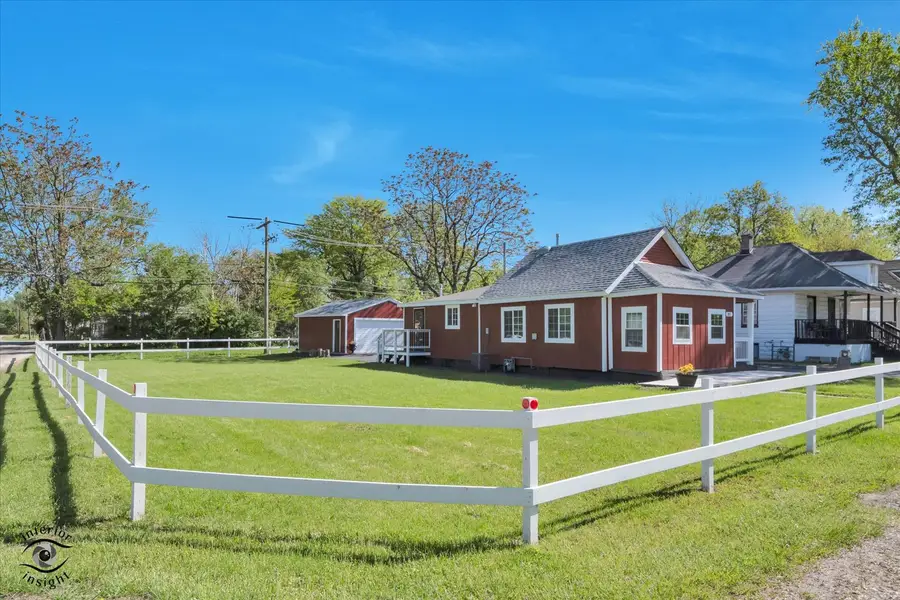201 1/2 Reverend Walton Drive, Lockport, IL 60441 - #3