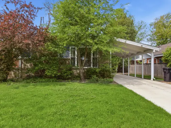 9138 Four Winds Way, Skokie, IL 60076
