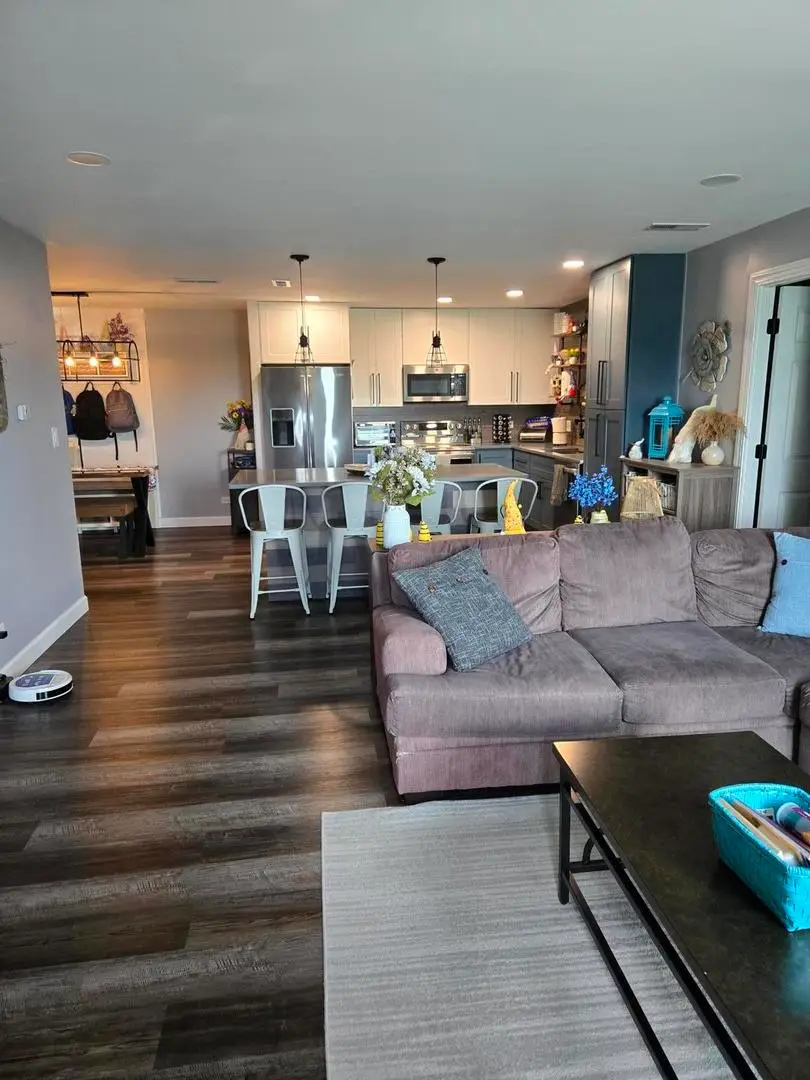 1501 Darien Lake Drive #208, Darien, IL 60561 - #3