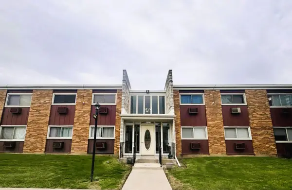 1313 S Rebecca Road #209, Lombard, IL 60148