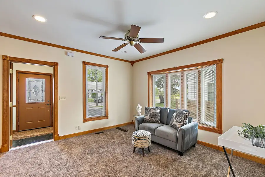 215 Evans Avenue, Dekalb, IL 60115 - #3