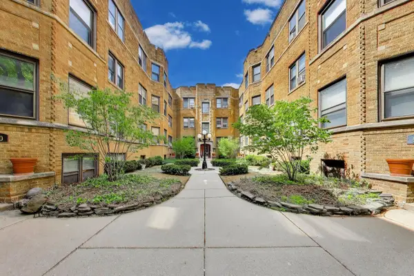 536 W Cornelia Avenue #3N, Chicago, IL 60657
