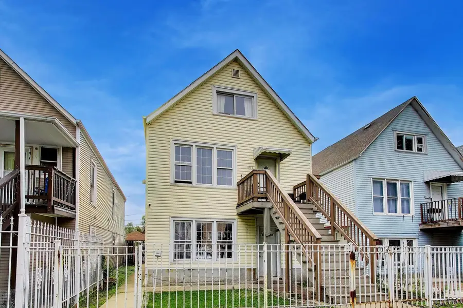 4946 S Hoyne Avenue, Chicago, IL 60609 - #3