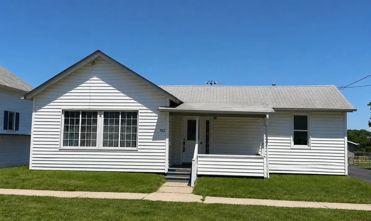 912 Solfisburg Avenue, Aurora, IL 60505 - #1