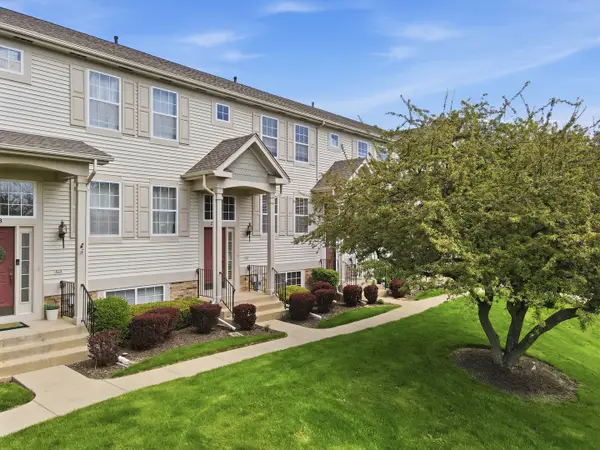 2865 N Augusta Drive, Wadsworth, IL 60083