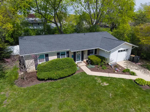 852 E Anderson Drive, Palatine, IL 60074