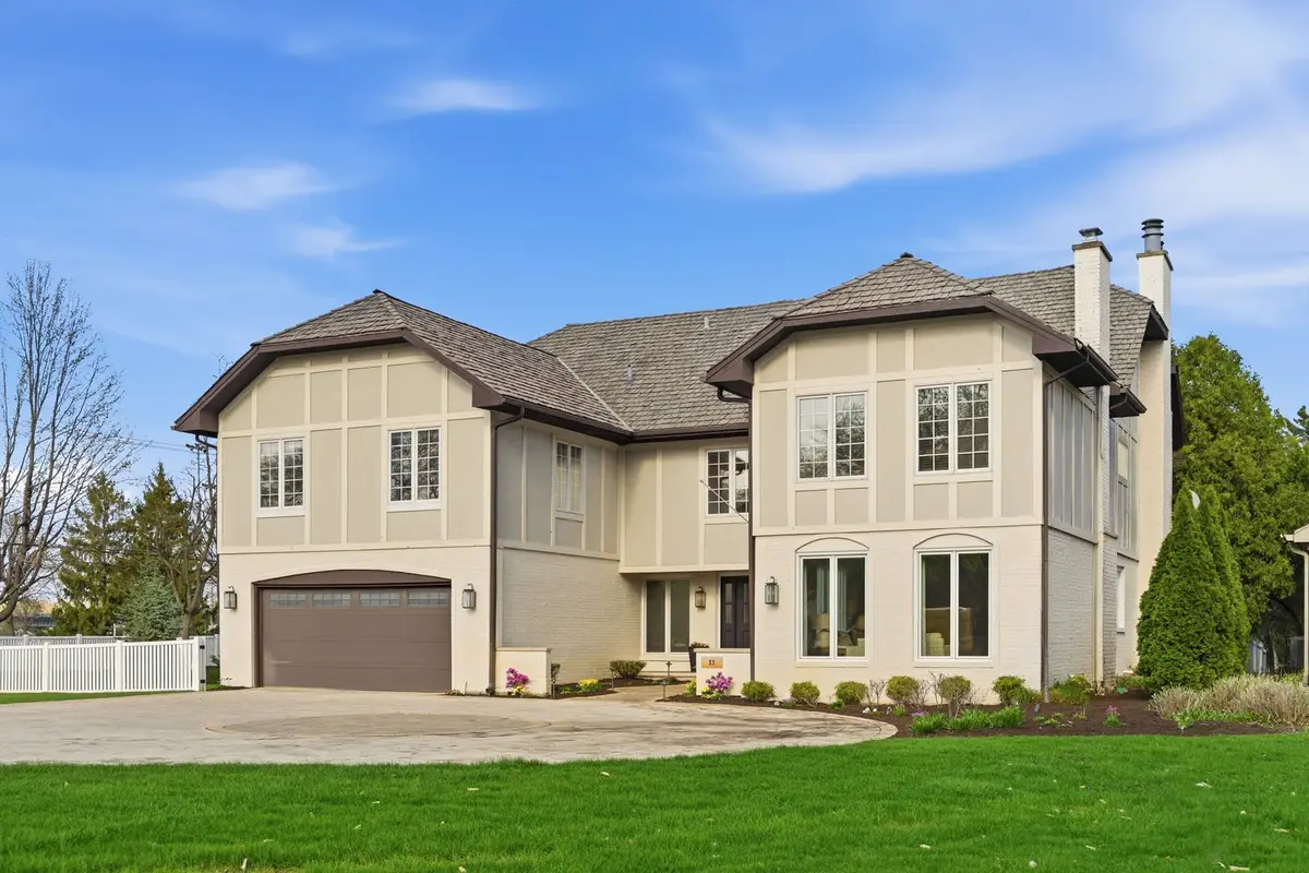 11 Princeton Road, Hinsdale, IL 60521 - #1
