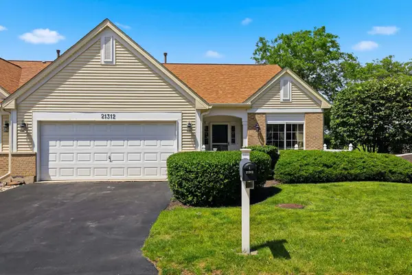 21312 W Douglas Lane, Plainfield, IL 60544