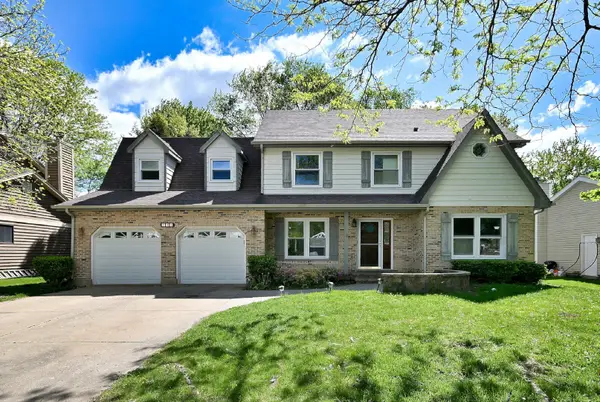 435 Cross Arm Drive, Grayslake, IL 60030