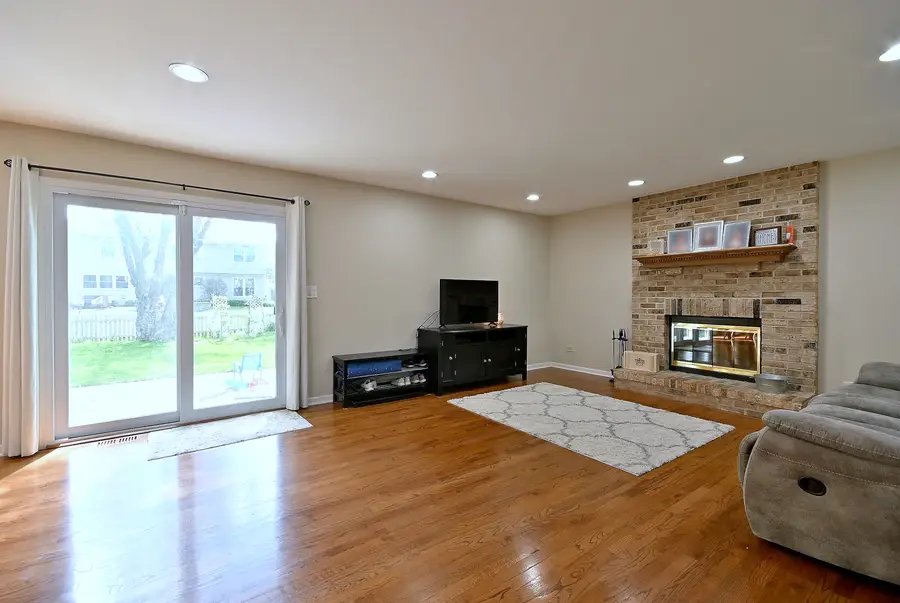 435 Cross Arm Drive, Grayslake, IL 60030 - #2
