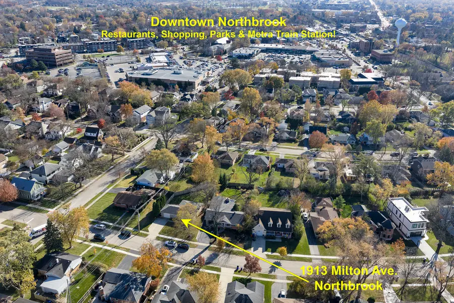 1913 Milton Avenue, Northbrook, IL 60062 - #2