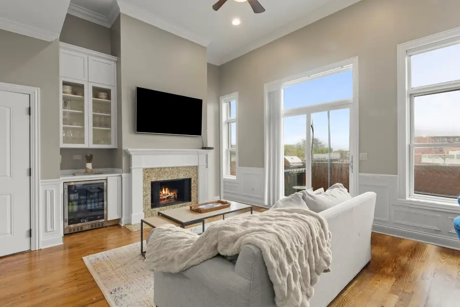 1130 W Diversey Parkway #4W, Chicago, IL 60614 - #2