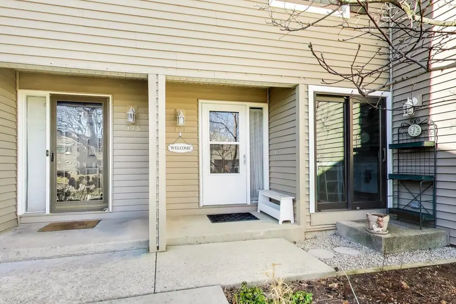 181 W Fabish Drive, Buffalo Grove, IL 60089 - #2