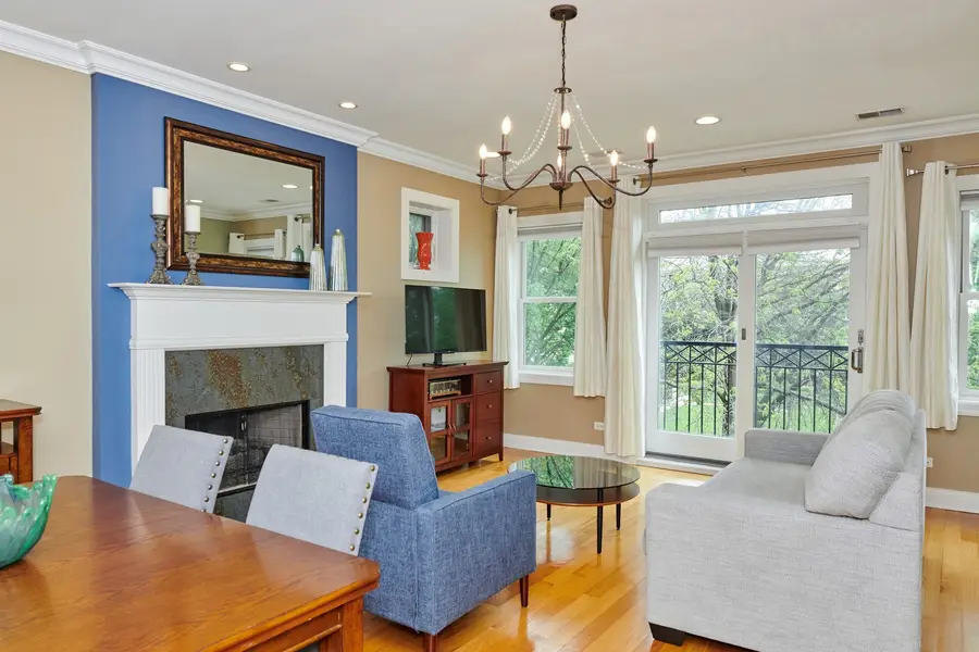 6024 N Damen Avenue #2N, Chicago, IL 60659 - #3
