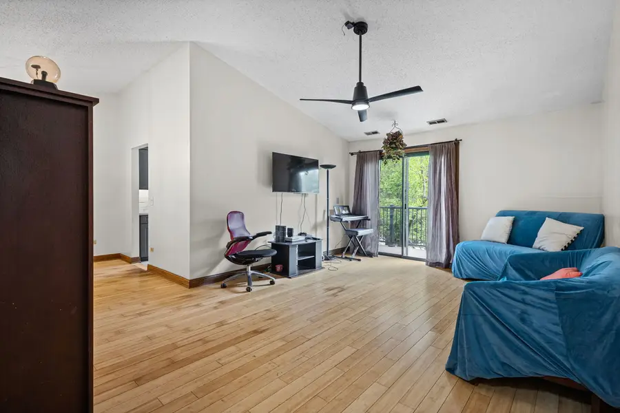338 Essex Court #338, Wood Dale, IL 60191 - #3