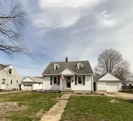 318 S Worth Street, Sullivan, IL 61951