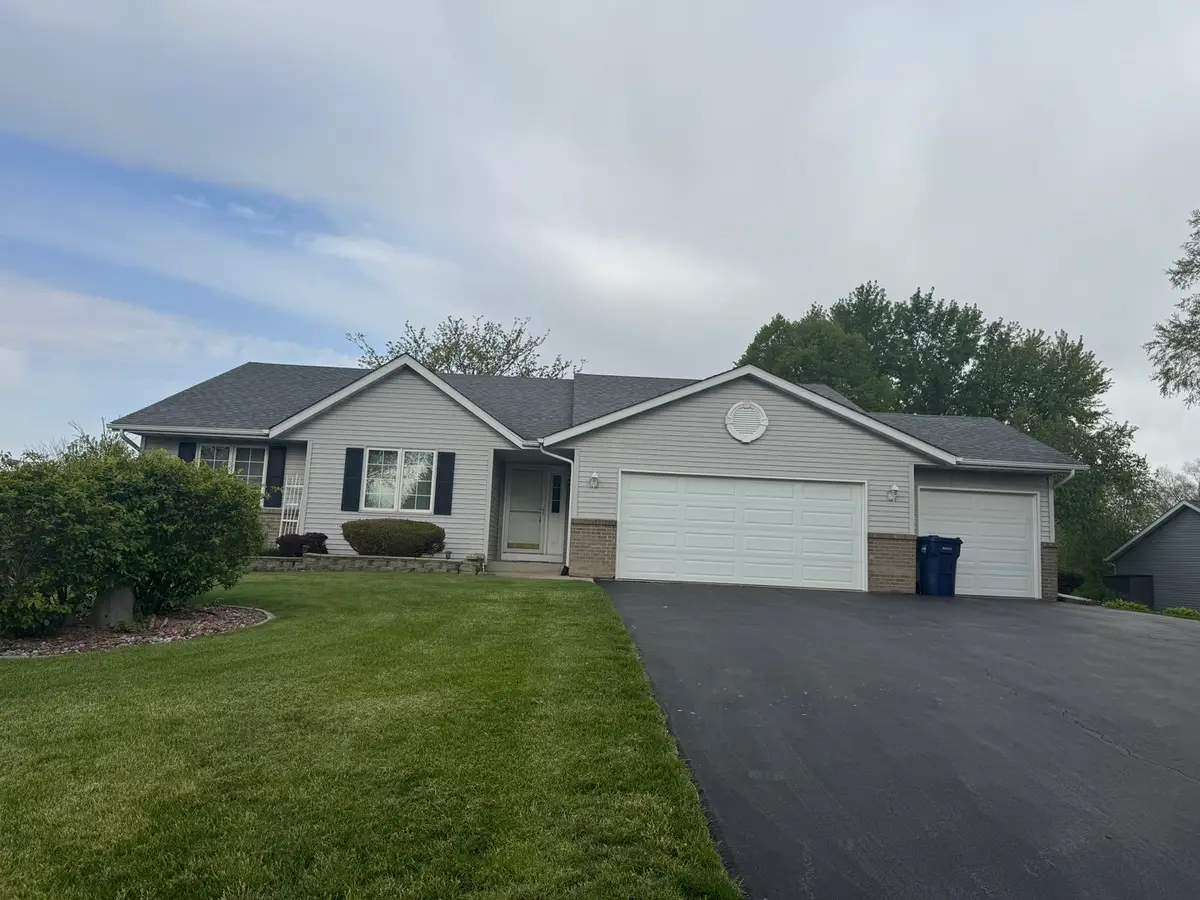 6638 Tipperary Trail, Roscoe, IL 61073 - #1