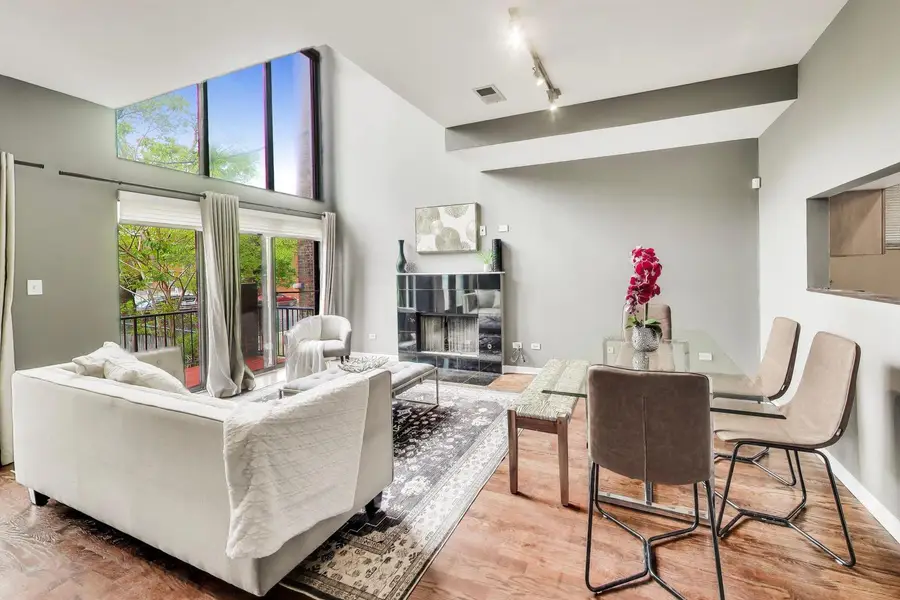4720 S Woodlawn Avenue #D, Chicago, IL 60615 - #3