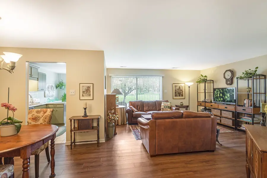 1246 E Evergreen Drive #7, Palatine, IL 60074 - #2