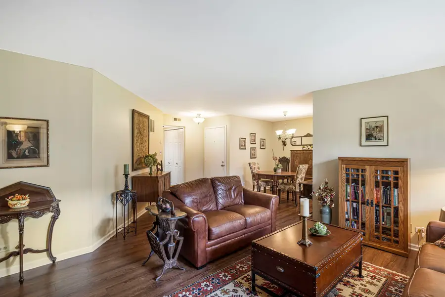 1246 E Evergreen Drive #7, Palatine, IL 60074 - #3