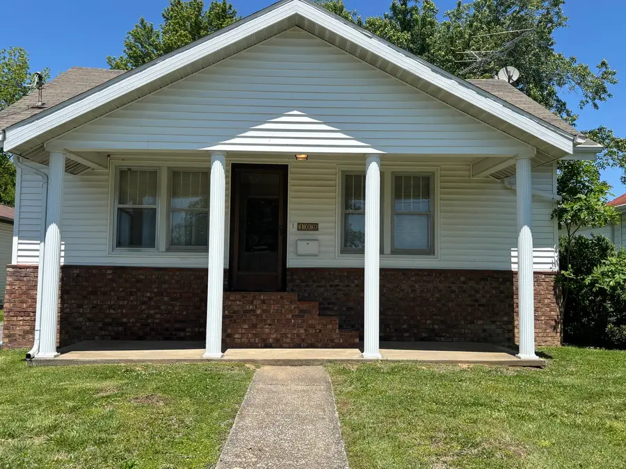 109 George Street, Anna, IL 62906 - #2