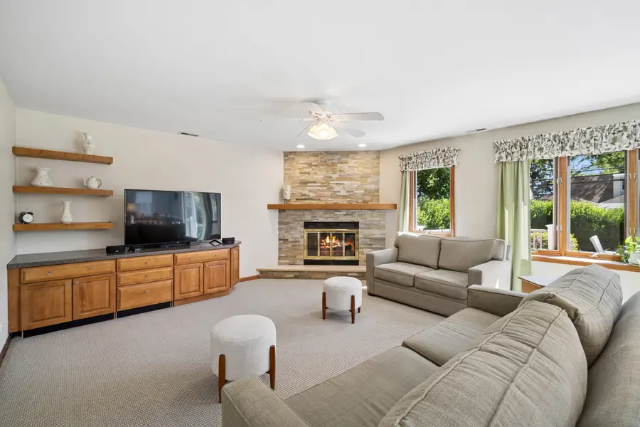 7727 N Oconto Avenue, Niles, IL 60714 - #3
