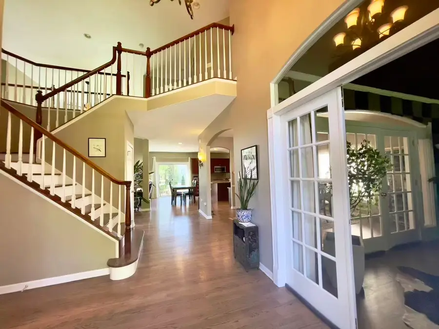 2404 Comstock Court, Naperville, IL 60564 - #3