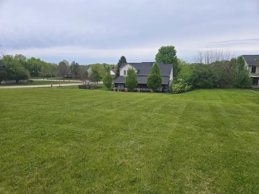 1 Springbrook Lane, Algonquin, IL 60102 - #2