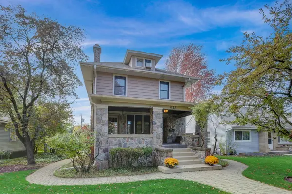 835 N Ellsworth Street, Naperville, IL 60563