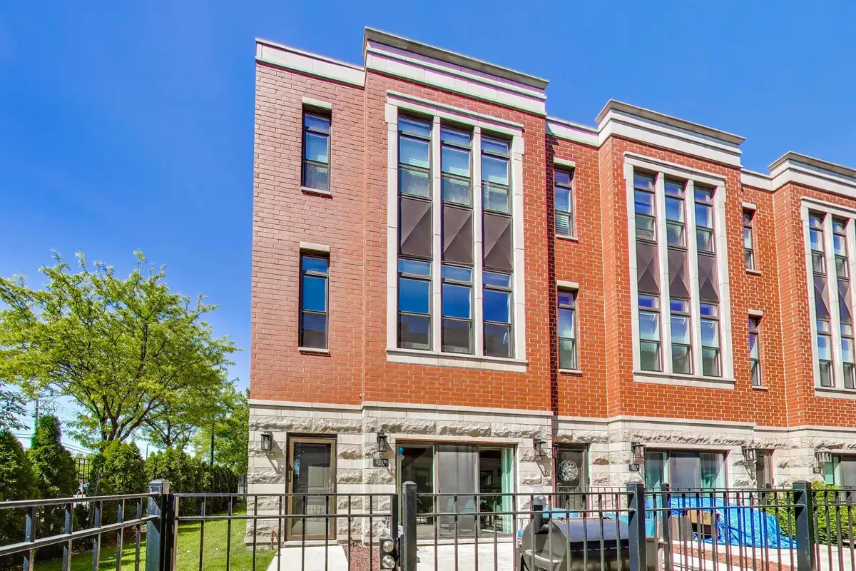 2259 W Coulter Street #4, Chicago, IL 60608 - #1
