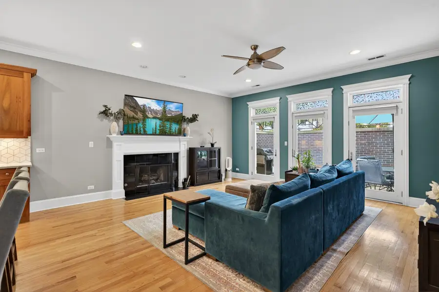 4341 N Mozart Street #1, Chicago, IL 60618 - #2