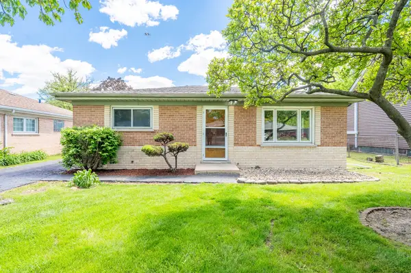 319 Spruce Avenue, Bensenville, IL 60106
