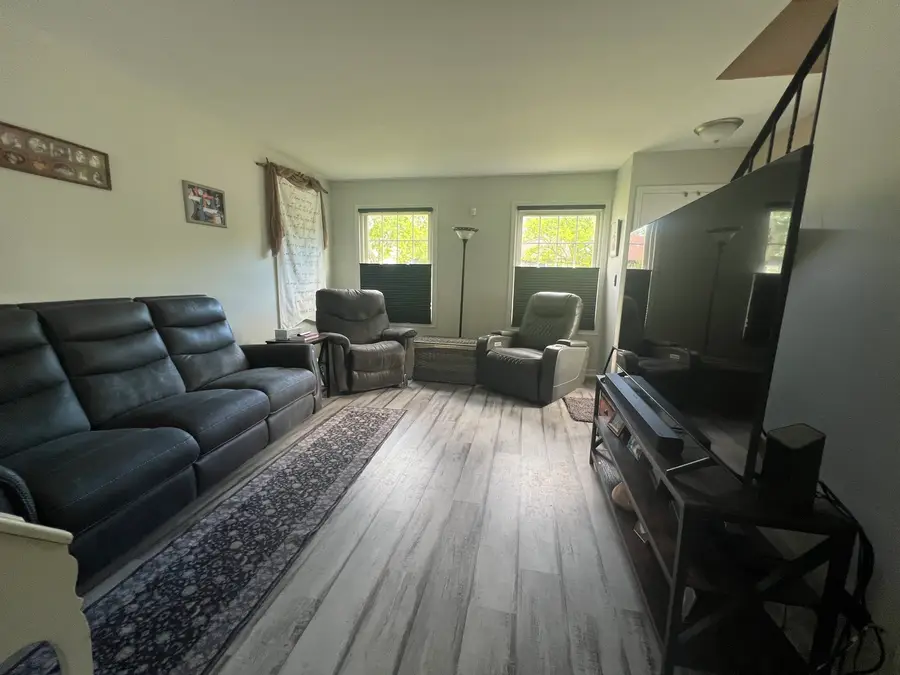 1804 De Forest Lane, Hanover Park, IL 60133 - #3