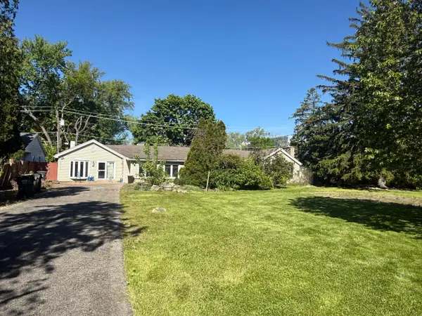 1028 S Walnut Avenue, Arlington Heights, IL 60005