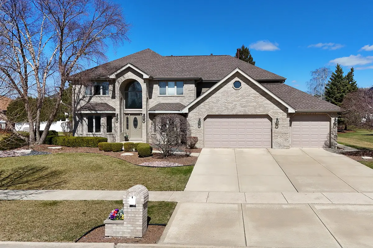 7816 Marquette Drive, Tinley Park, IL 60477 - #1