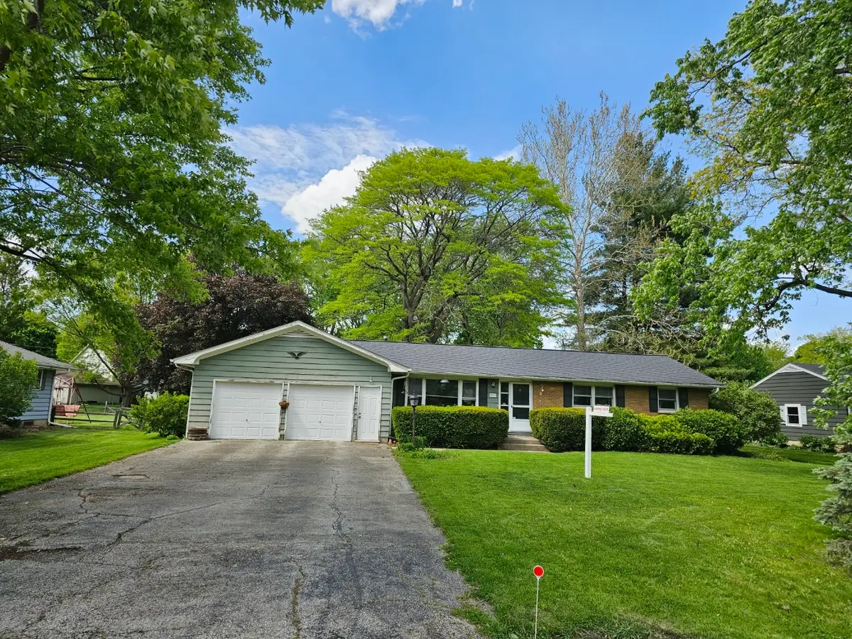 813 Considine Road, Geneva, IL 60134 - #1