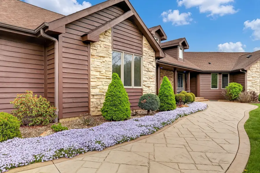 41591 N Park Avenue, Zion, IL 60099 - #3