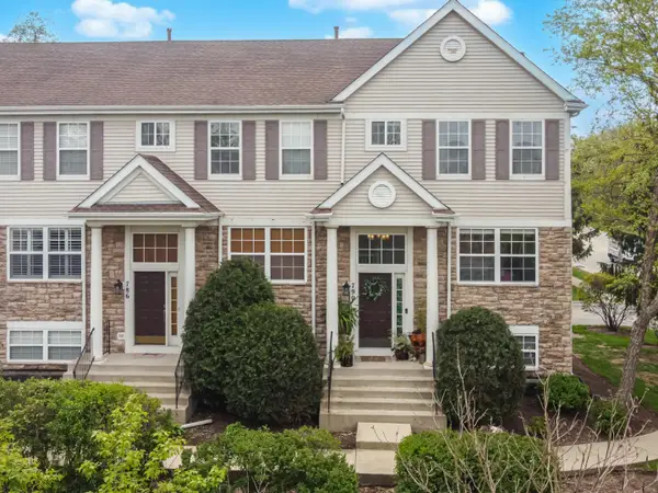 790 W Misty Drive, Palatine, IL 60074