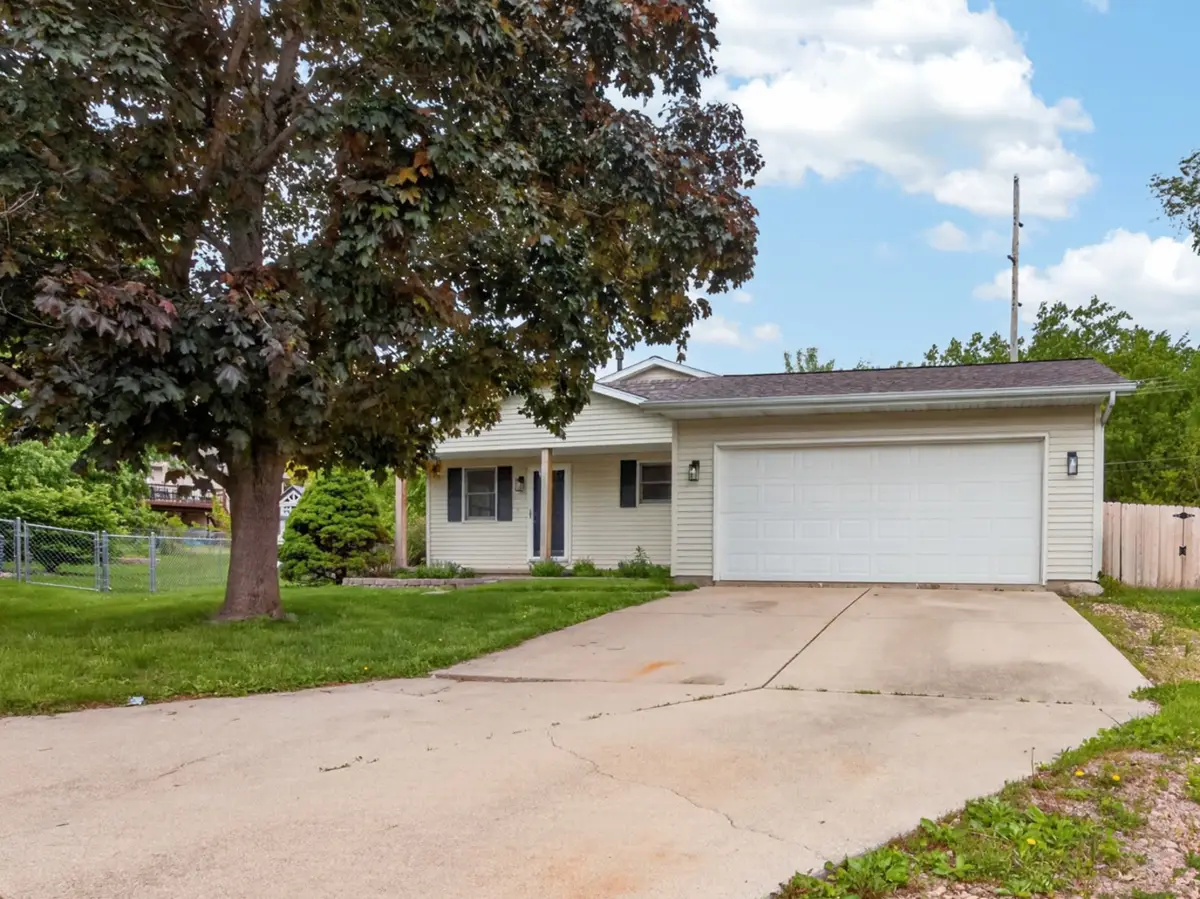 9 Timber View Drive, Bloomington, IL 61701 - #1