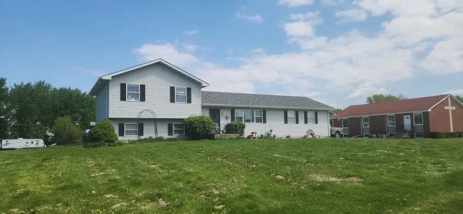3403 W State Route 17, Kankakee, IL 60901 - #2