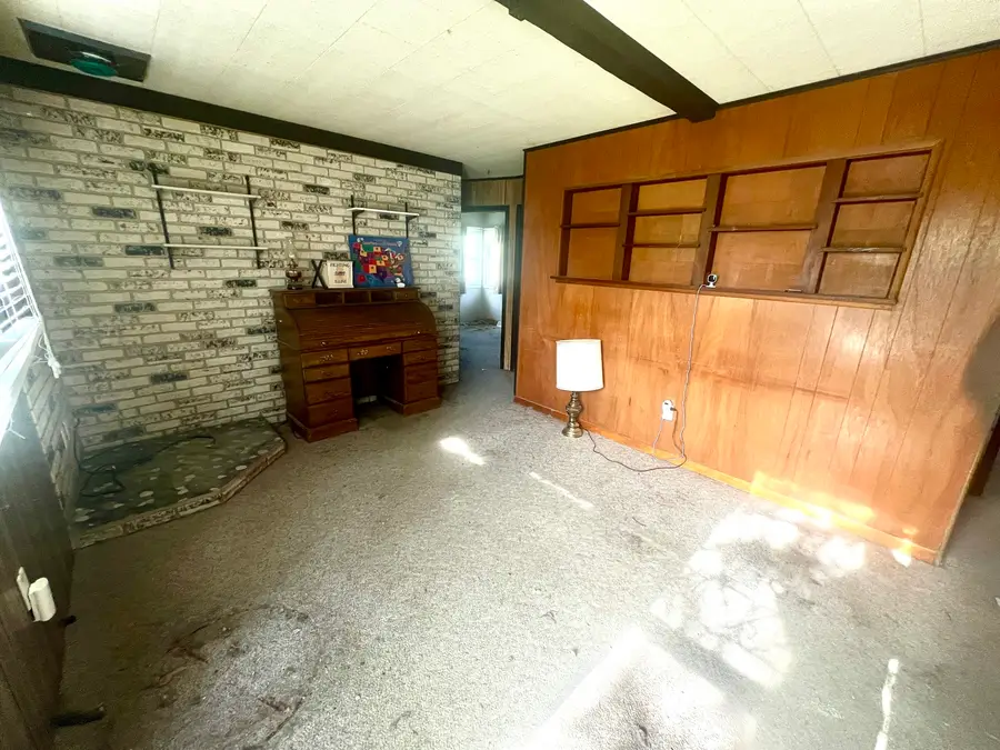 701 7th Street, Fulton, IL 61252 - #3