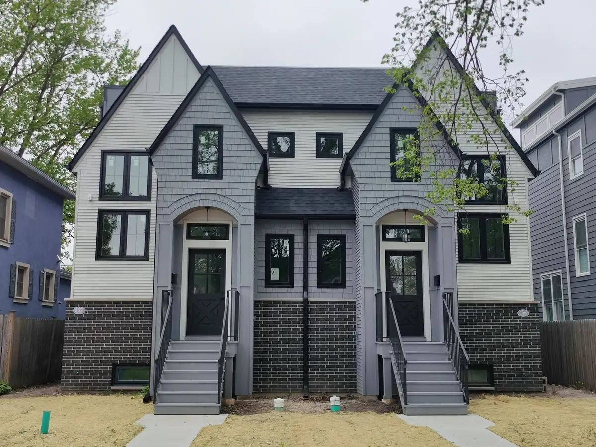 2106 Darrow Avenue, Evanston, IL 60201 - #1