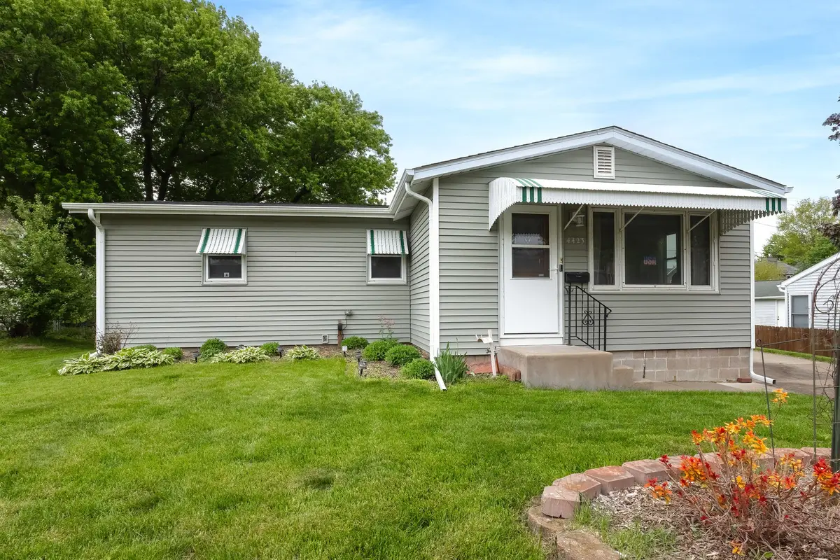 4423 N Pine Street, Davenport, IA 52806 - #1