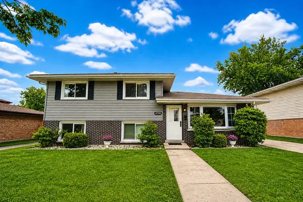 14759 Long Avenue, Oak Forest, IL 60452