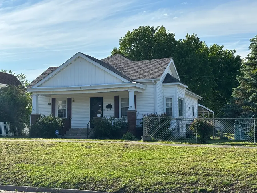 501 Morgan Street, Anna, IL 62906 - #3