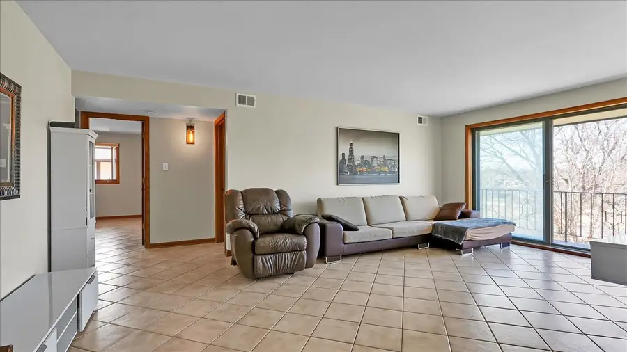 10985 S 84th Avenue #3B, Palos Hills, IL 60465 - #2