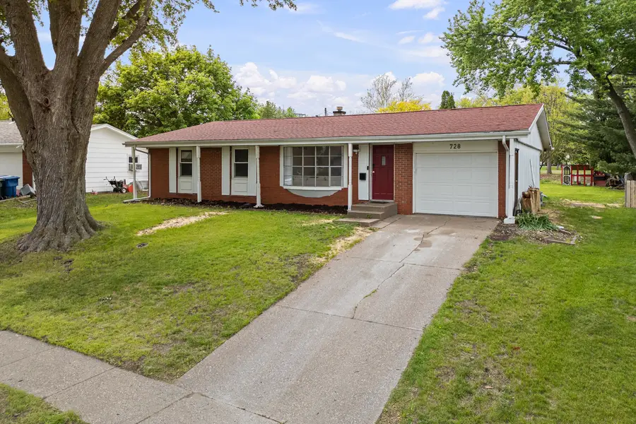 728 Westerfield Road, Davenport, IA 52806 - #2