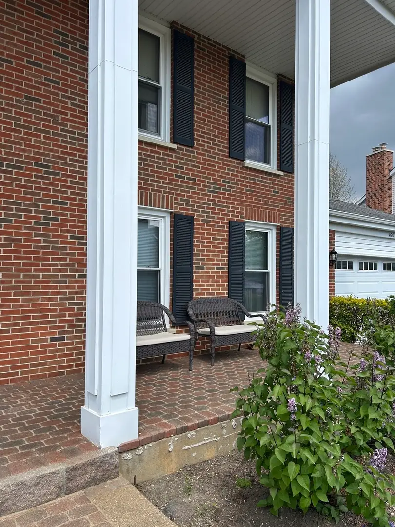690 Waterford Drive, Des Plaines, IL 60016 - #3